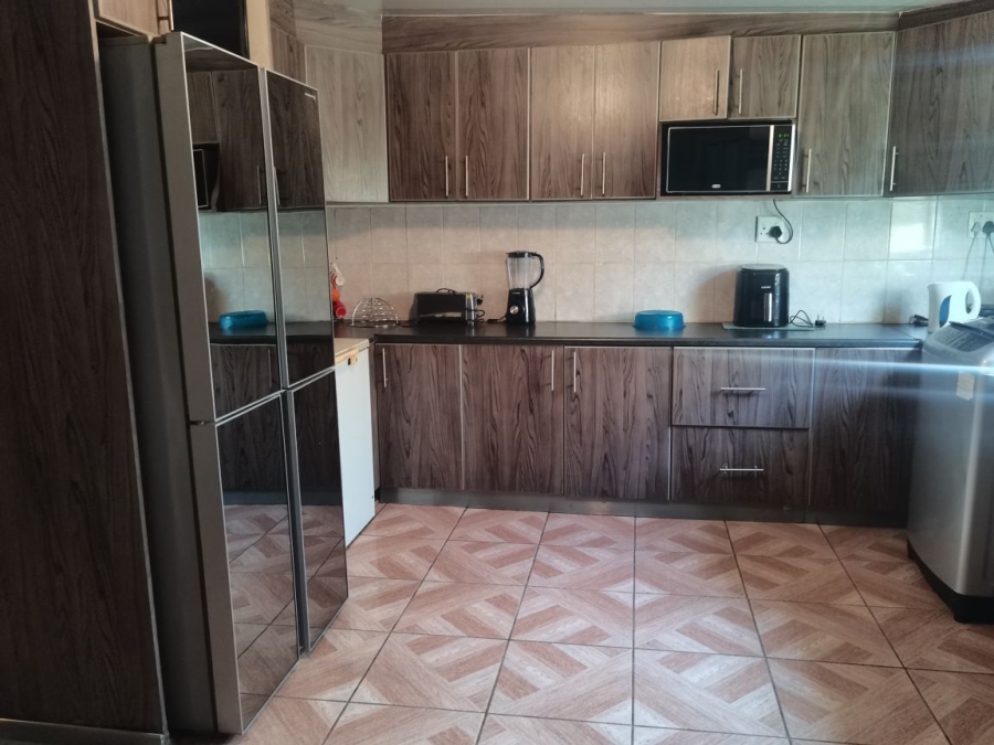 3 Bedroom Property for Sale in Kwazakhele Eastern Cape